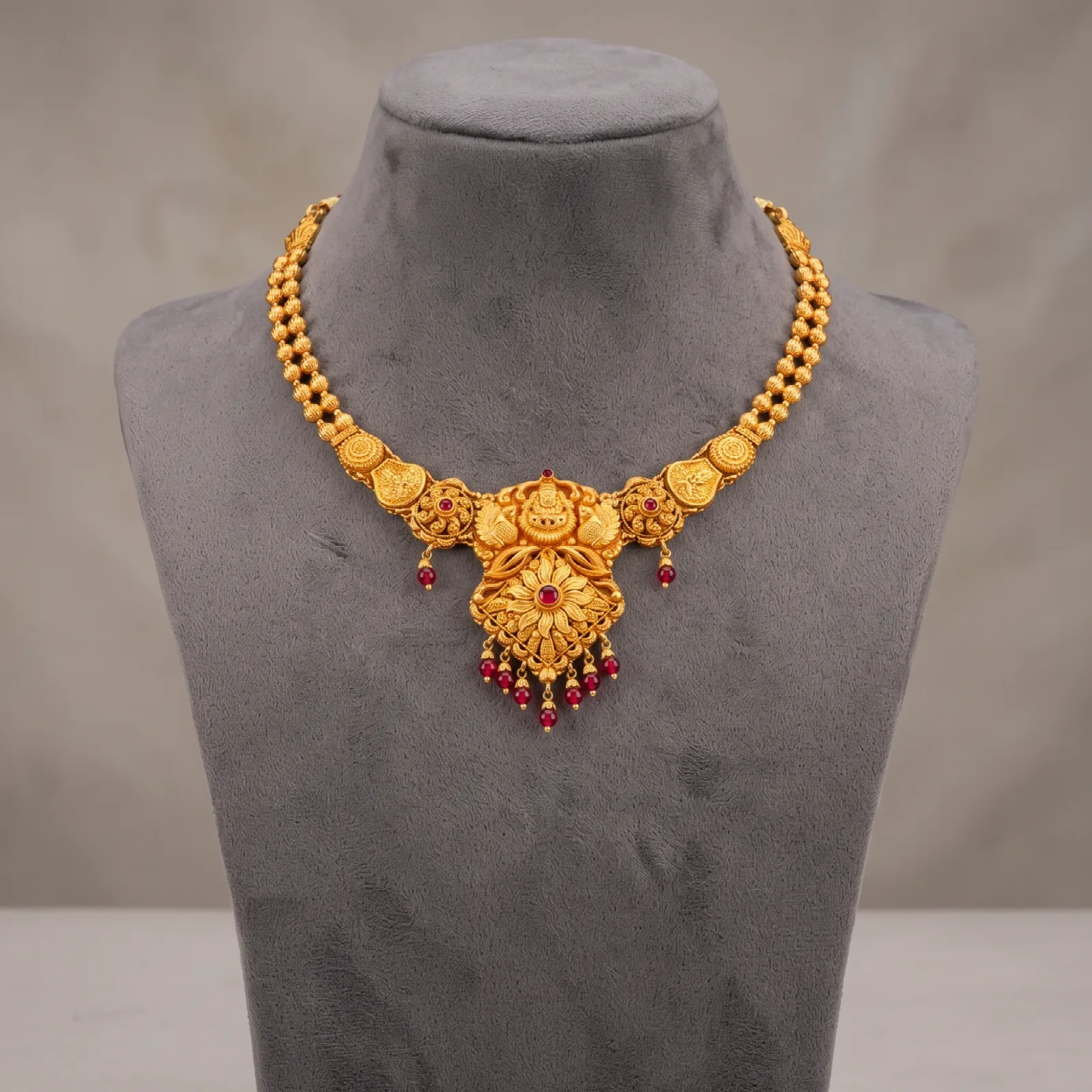 GoldJewellery-940